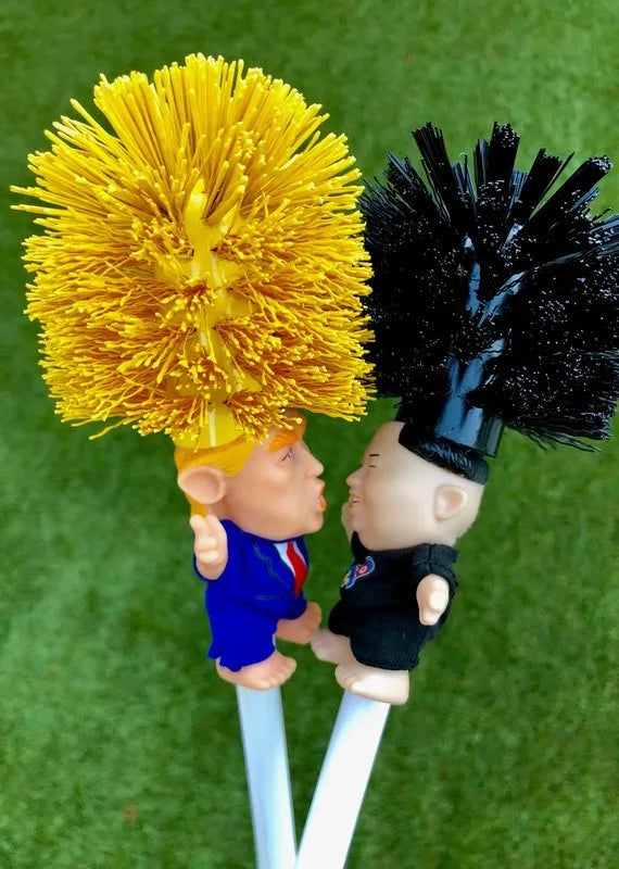 Yellow funny Donald Trump toilet brush made of plastic, 40cm long, with hanging slot