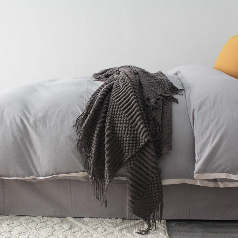Small polyester fibre nap blanket 127x170cm in dark grey, khaki, or light grey