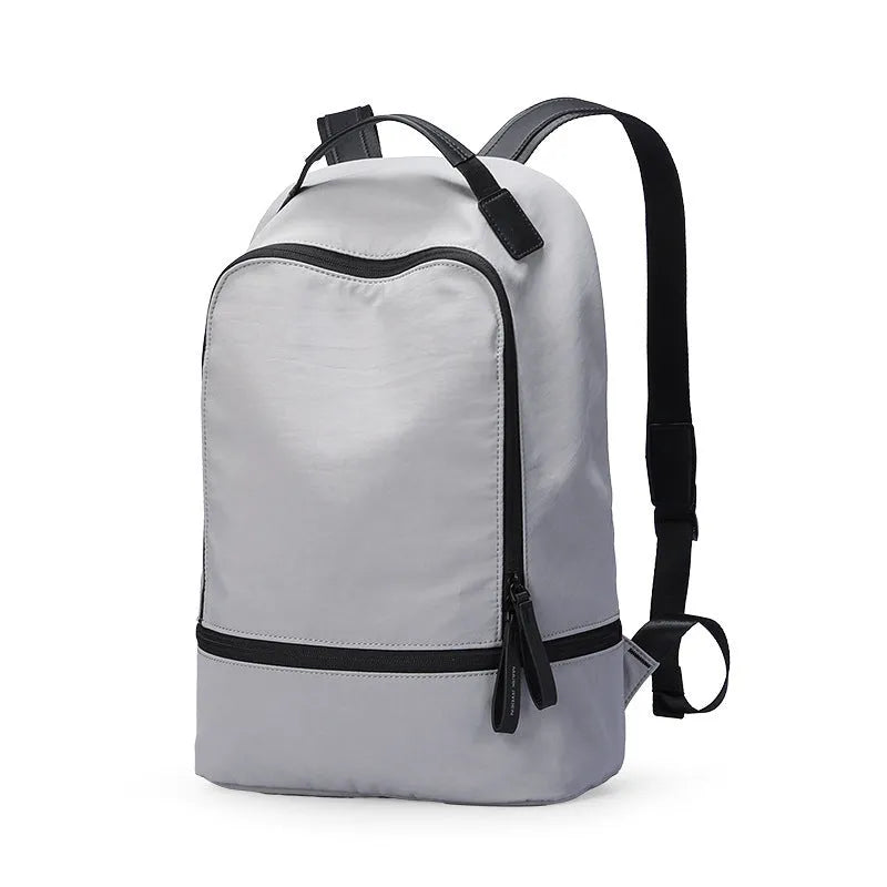 Lightweight Oxford cloth travel backpack in solid colour with below 20 litre capacity