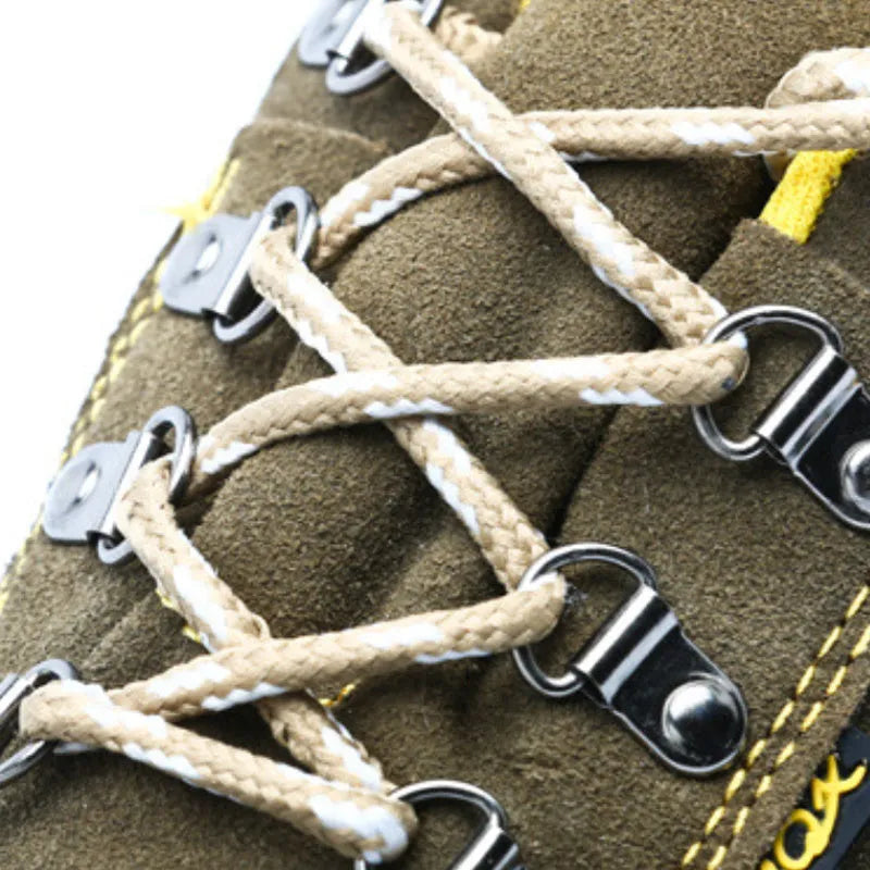 Men's steel toe safety shoes in cow suede with leather solid bottom and non-slip sole