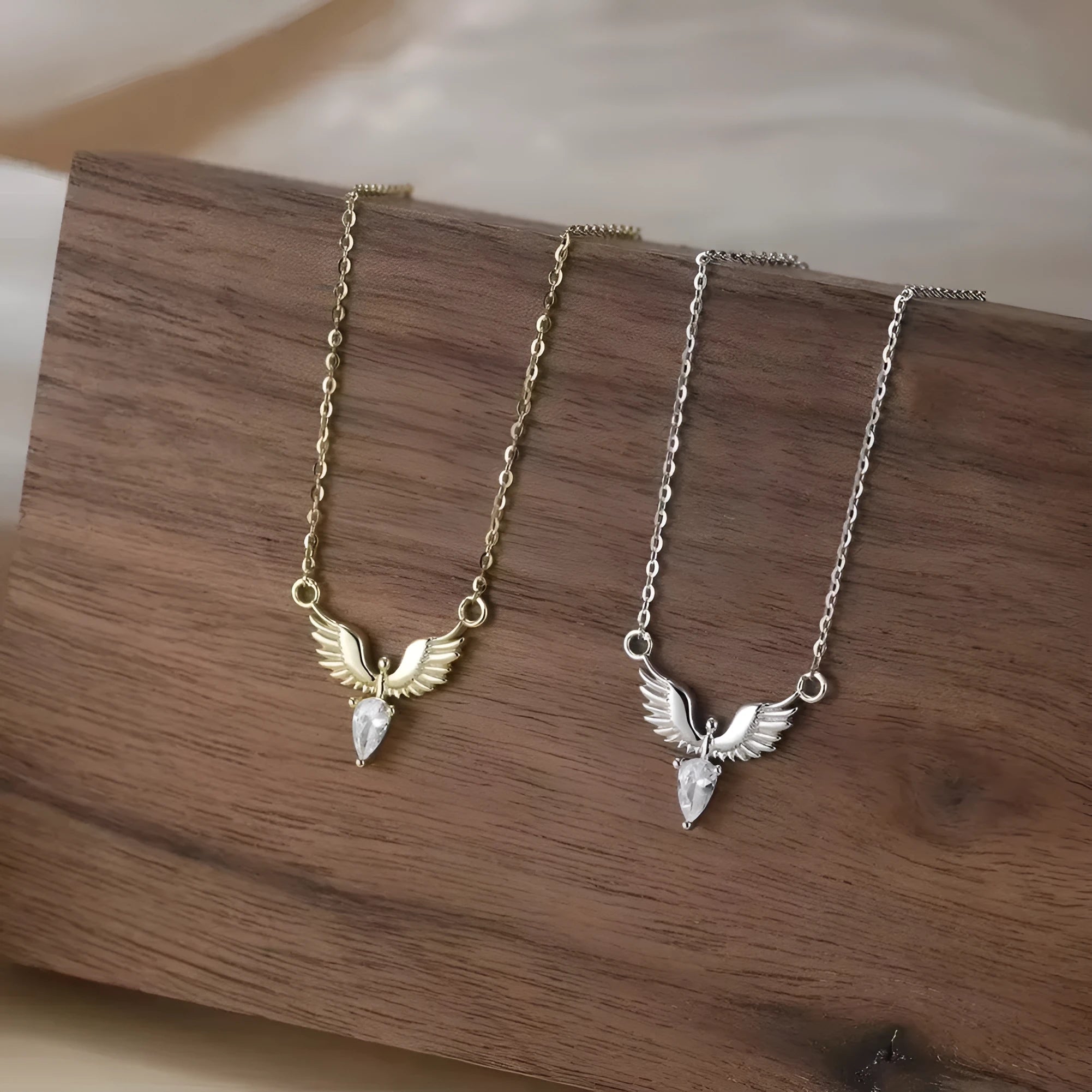 Silver eagle pendant necklace with adjustable O-ring chain in white gold or yellow gold finish