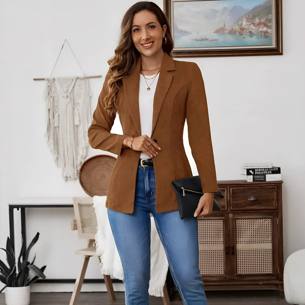 Brown single-breasted men's leisure suit coat with lapel collar and long sleeves