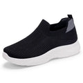 Breathable Flyknit running shoes with soft sole and flat heel, solid colour, low top design