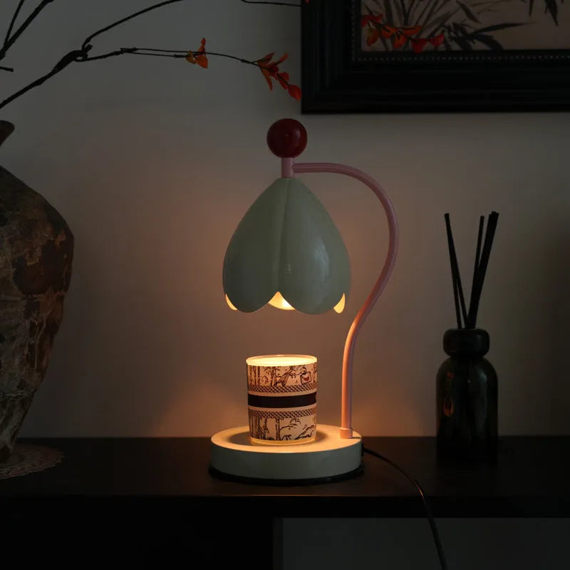 Linglan ancient style melting wax fragrance lamp with metal holder in cream white or dark green