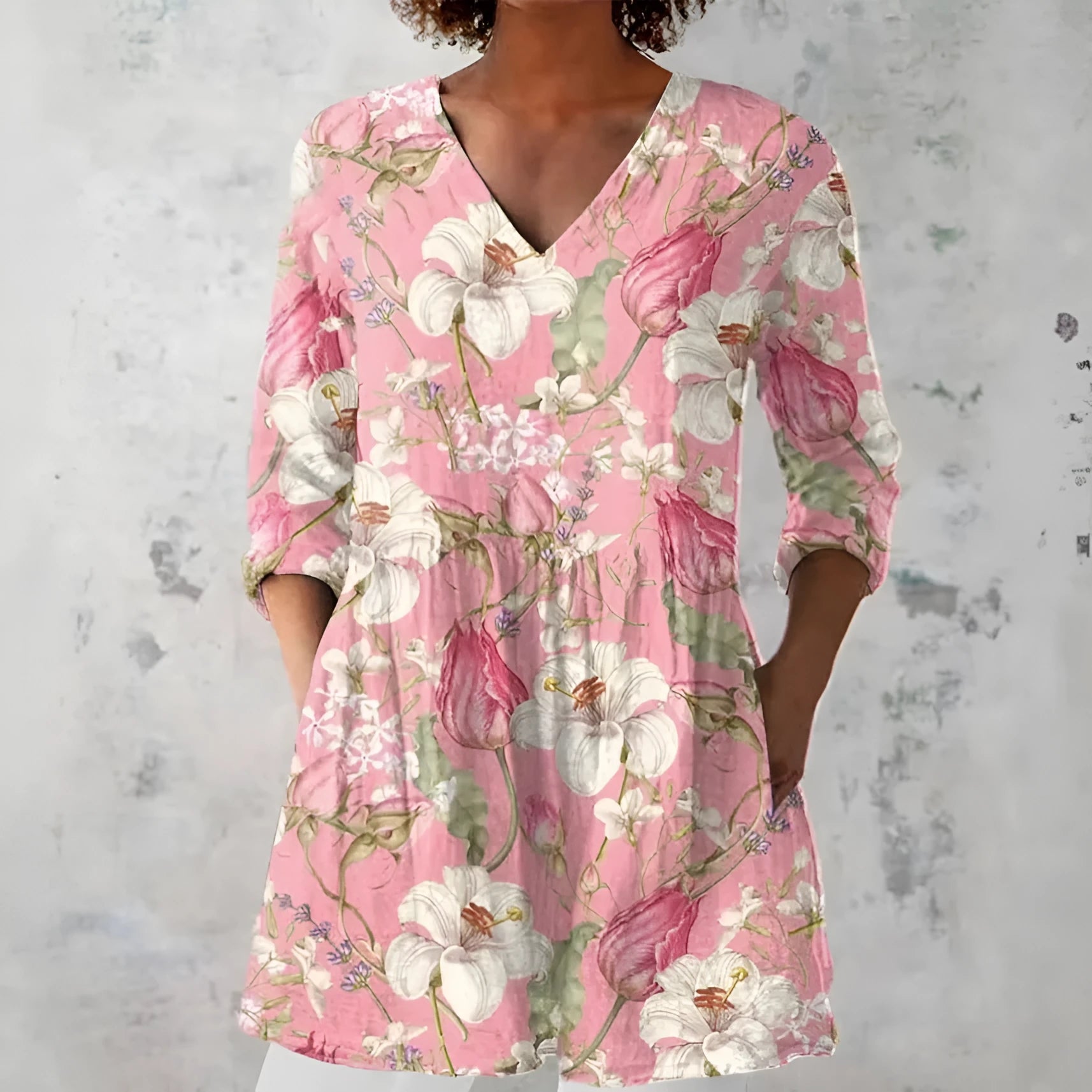 Women's retro slim fit printed long-sleeved polyester top in various colours and sizes