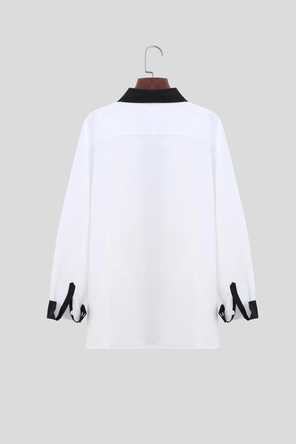 Men's long-sleeved colour-blocked shirt in white with contrasting colour panels on chest and sleeves