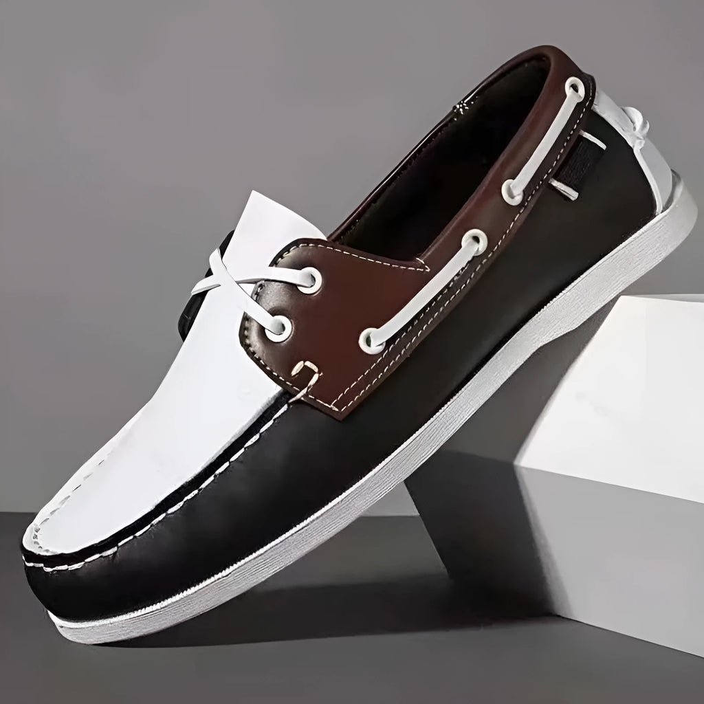 Men's classic British style casual shoes with artificial PU upper and flat heel in black.