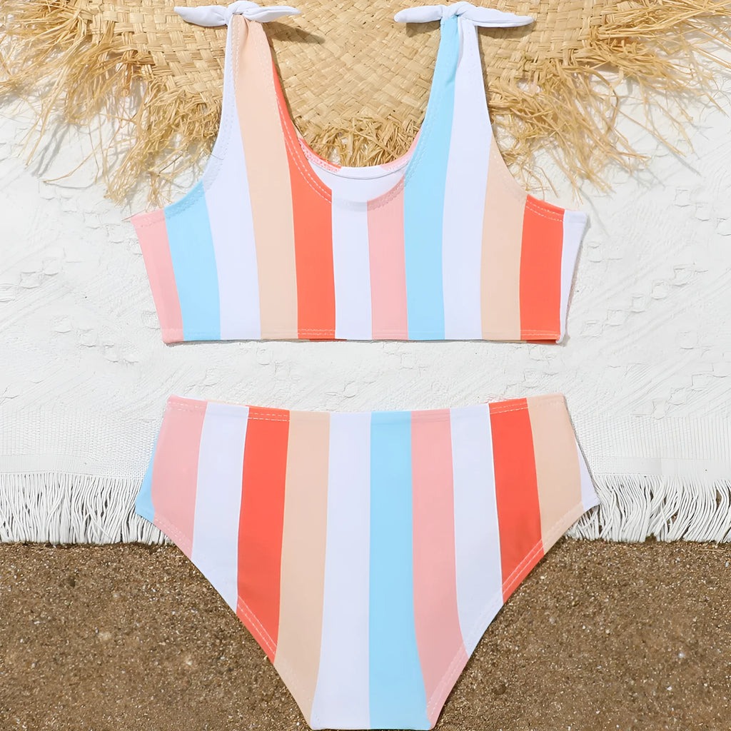 Girls printed plaid two-piece swimsuit set with polyester lining for seaside holidays and swimming