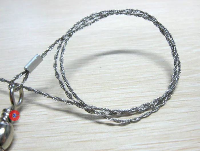 Stainless steel survival wire saw with pull rings, 55cm cutting length, 70cm total length