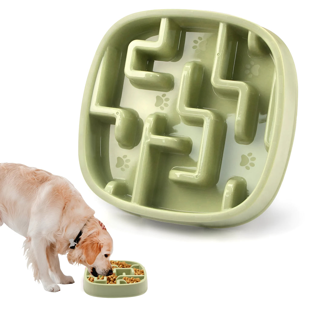 Macaron Green slow feeding bowl with maze pattern for dogs and cats, 18.5cm diameter, non-slip base