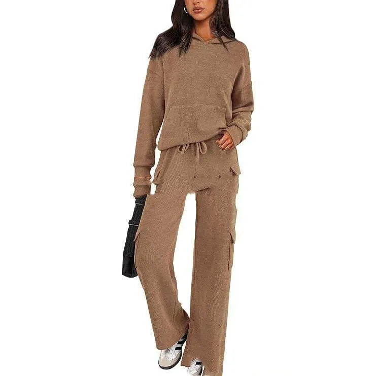 Women's long sleeve polyester sports suit set in multiple colour options