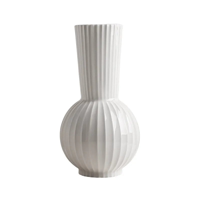 White striped ceramic ball vase in American country style for table decoration