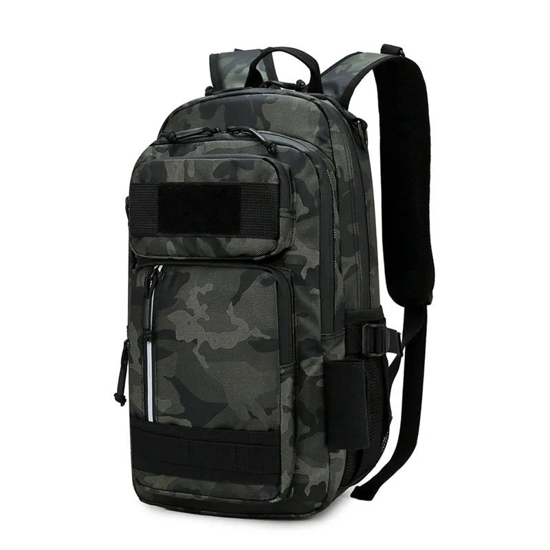 Solid-colour Derm outdoor backpack with 20-35 litre capacity for hiking and camping.