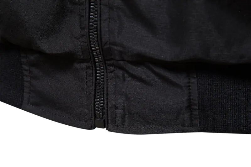 Men's thin solid colour casual jacket in army green, made from polyester fibre.
