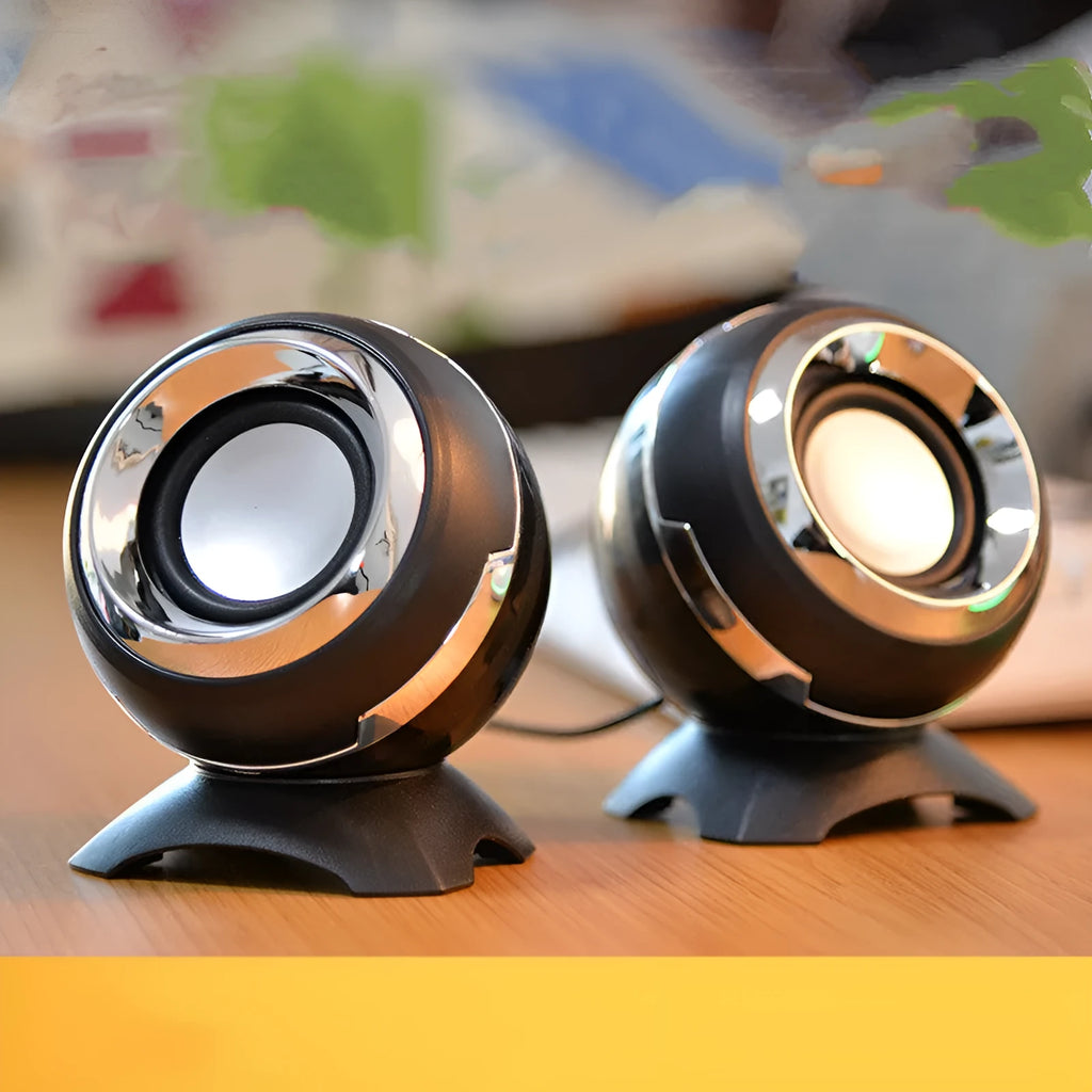 Mini desktop computer speaker set 3W USB powered 10cm by 9cm black and gold colour
