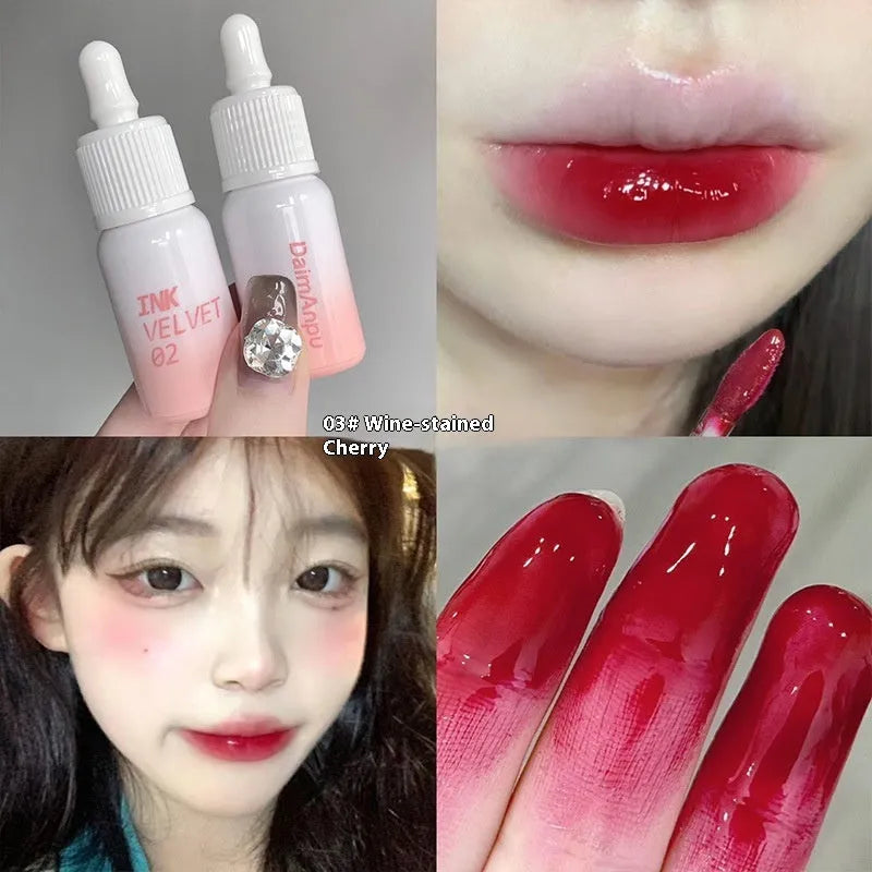 Mirror Lip Lacquer bullet in choice of shades from the milk huhoo series, 3.5g net content.
