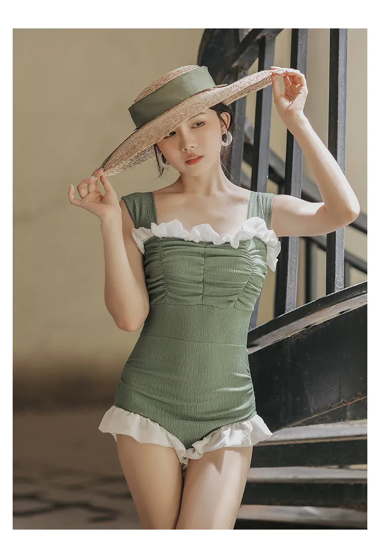 Triangle quick-drying slimming one-piece swimsuit for women in black, green, or pink, sizes M L XL
