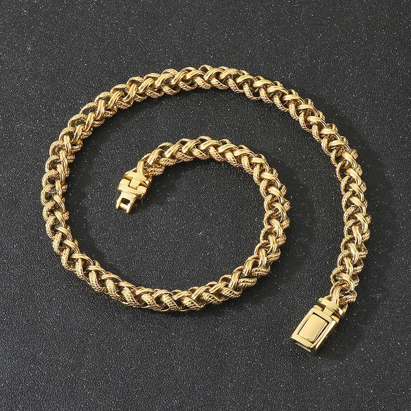 Men's titanium steel keel chain necklace with twist design and large links in antique silver finish.