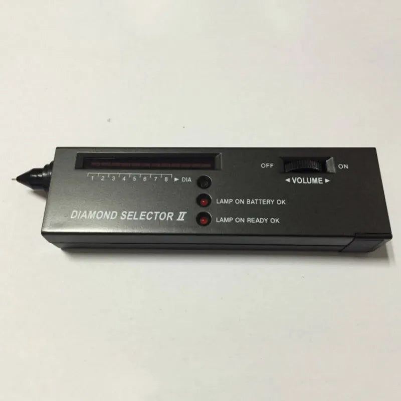 Black diamond thermal conductivity tester with metal probe for portable gem identification