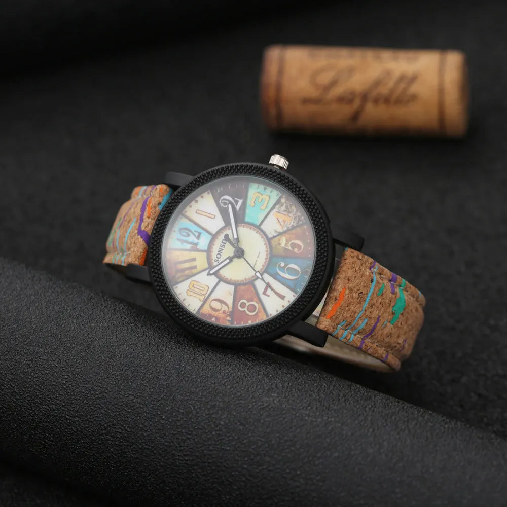 Women's vintage quartz wrist watch with 37mm round dial and leather strap