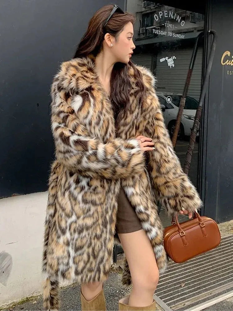 Women's artificial faux fur street-fashion coat with detachable fur collar