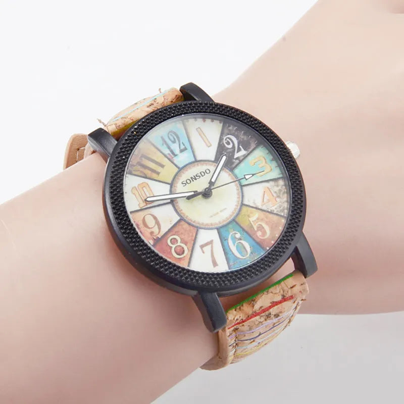 Women's vintage quartz wrist watch with 37mm round dial and leather strap