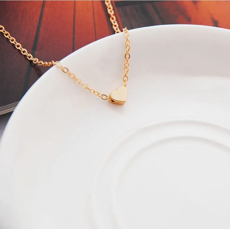 Heart & Soul choker necklace with heart-shaped alloy pendant, plating finish, gold colour, 35cm chain