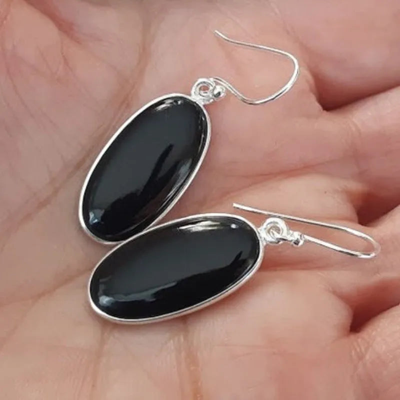 Geometric Chinese style women's earrings with oval black agate pendant and 925 silver electroplated finish