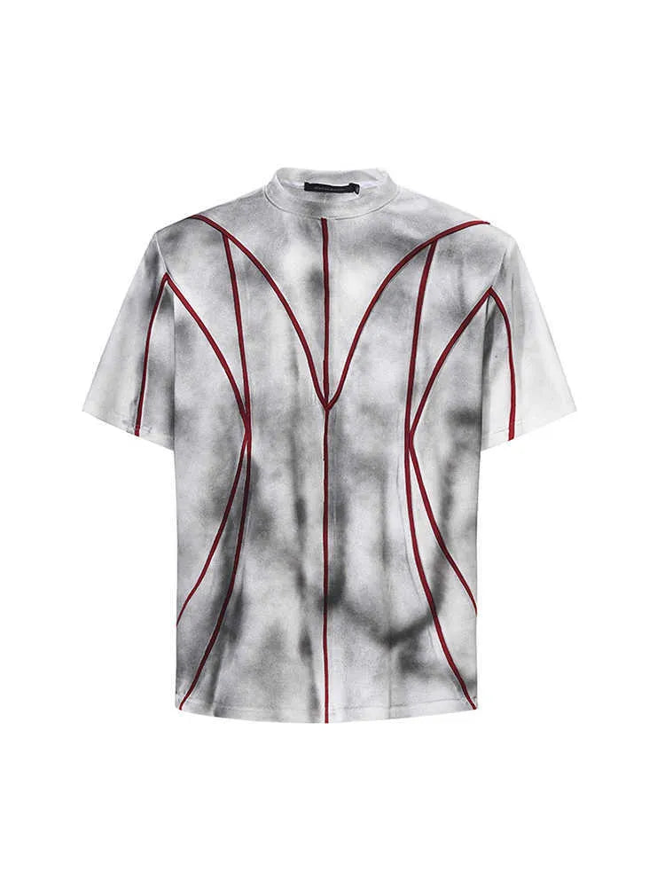 Padded shoulder T-shirt with textured line patchwork design on front