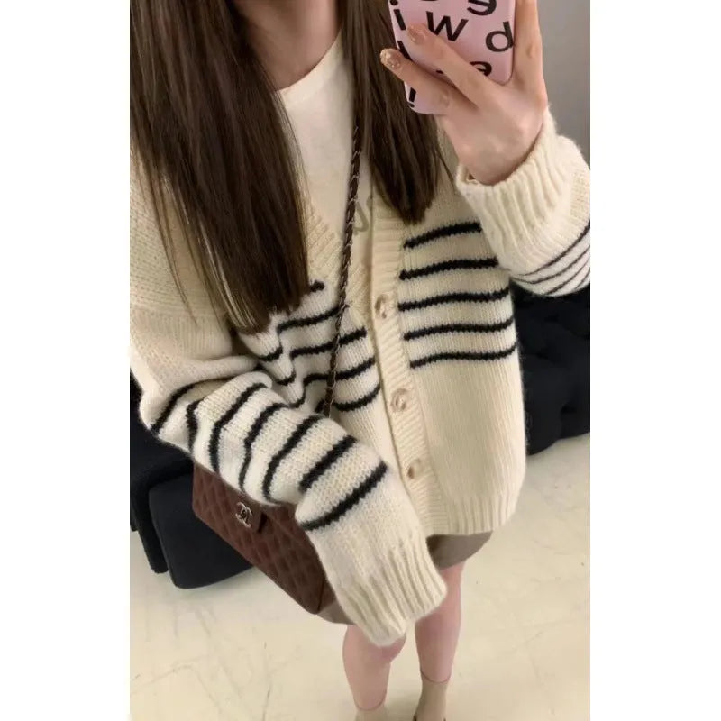 Women's polyester collar button cardigan with 3D pattern in Japanese Korean casual style