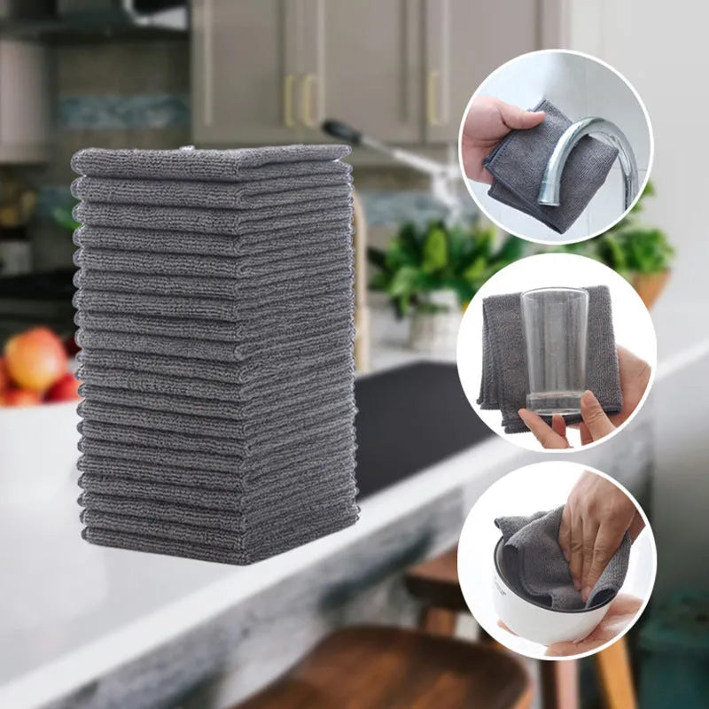 Grey 25cm by 25cm microfibre kitchen cleaning cloth for oil-resistant pot and bowl cleaning