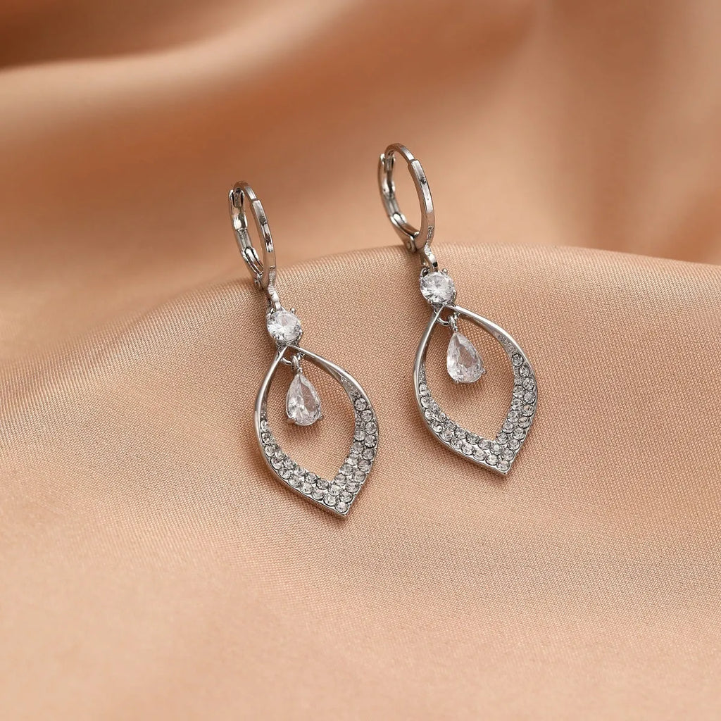 Women's copper water drop tassel earrings with zircon stones and gold or silver buckles