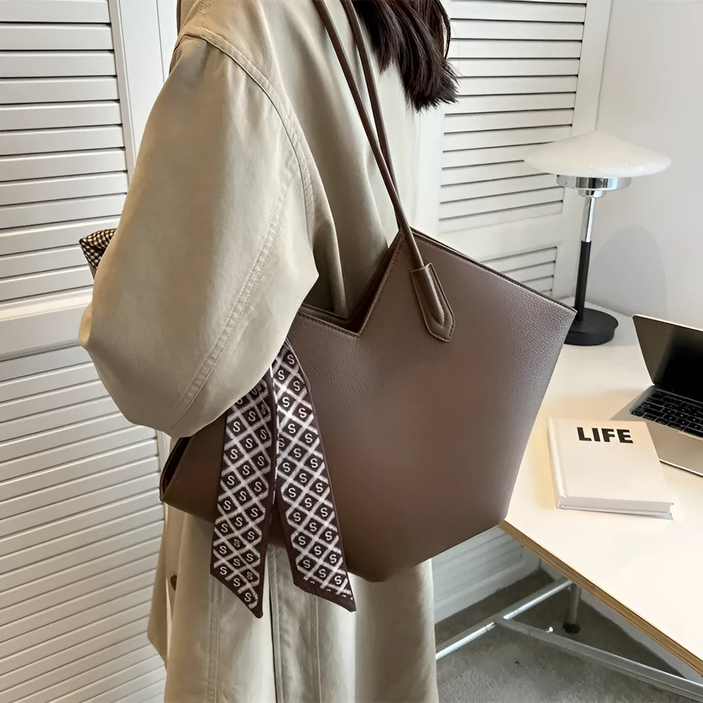 Women's large capacity PU leather shoulder bag in horizontal square shape with adjustable handle
