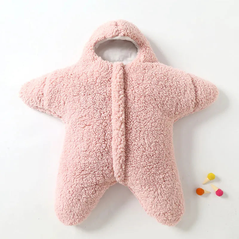 Baby starfish lamb velvet sleeping bag in pink with hood and zip, 76x78x39cm, for newborns 0-6 months