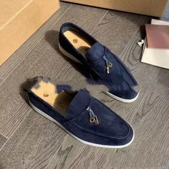 Gommino slip-on loafers with artificial PU upper, rubber sole, and round steel-reinforced toe cap