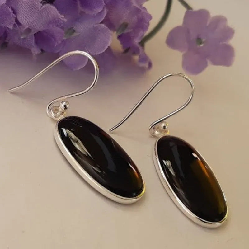 Geometric Chinese style women's earrings with oval black agate pendant and 925 silver electroplated finish