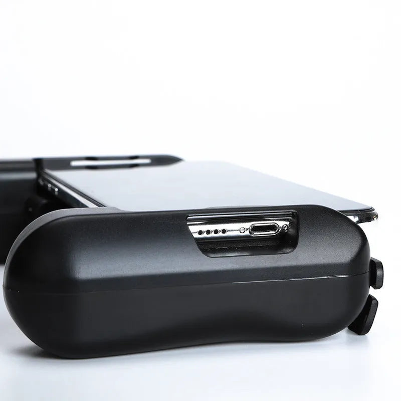 Cooling Bluetooth P2 black mobile game controller for iPhone with compact design