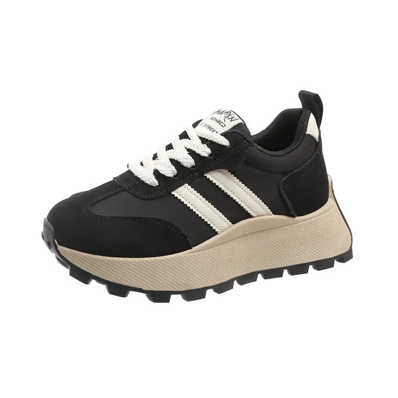 Women's platform casual sneaker in beige with round toe and mid-cut design