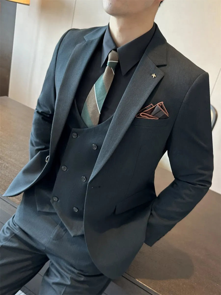 Men's slim fit business formal wear in chemical fibre blend fabric available in dark green, brown and camel colours