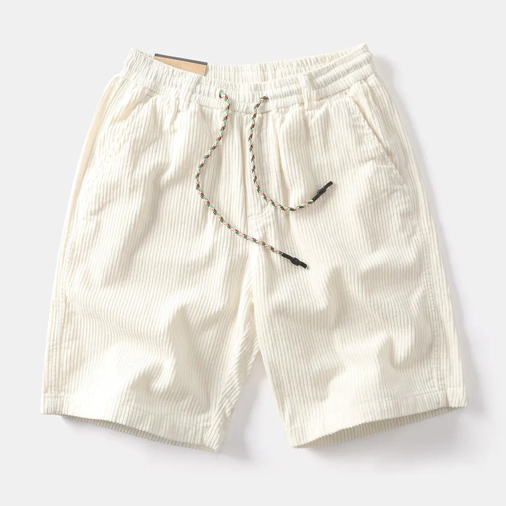 Men's khaki cargo shorts with a straight-leg fit and street style design.