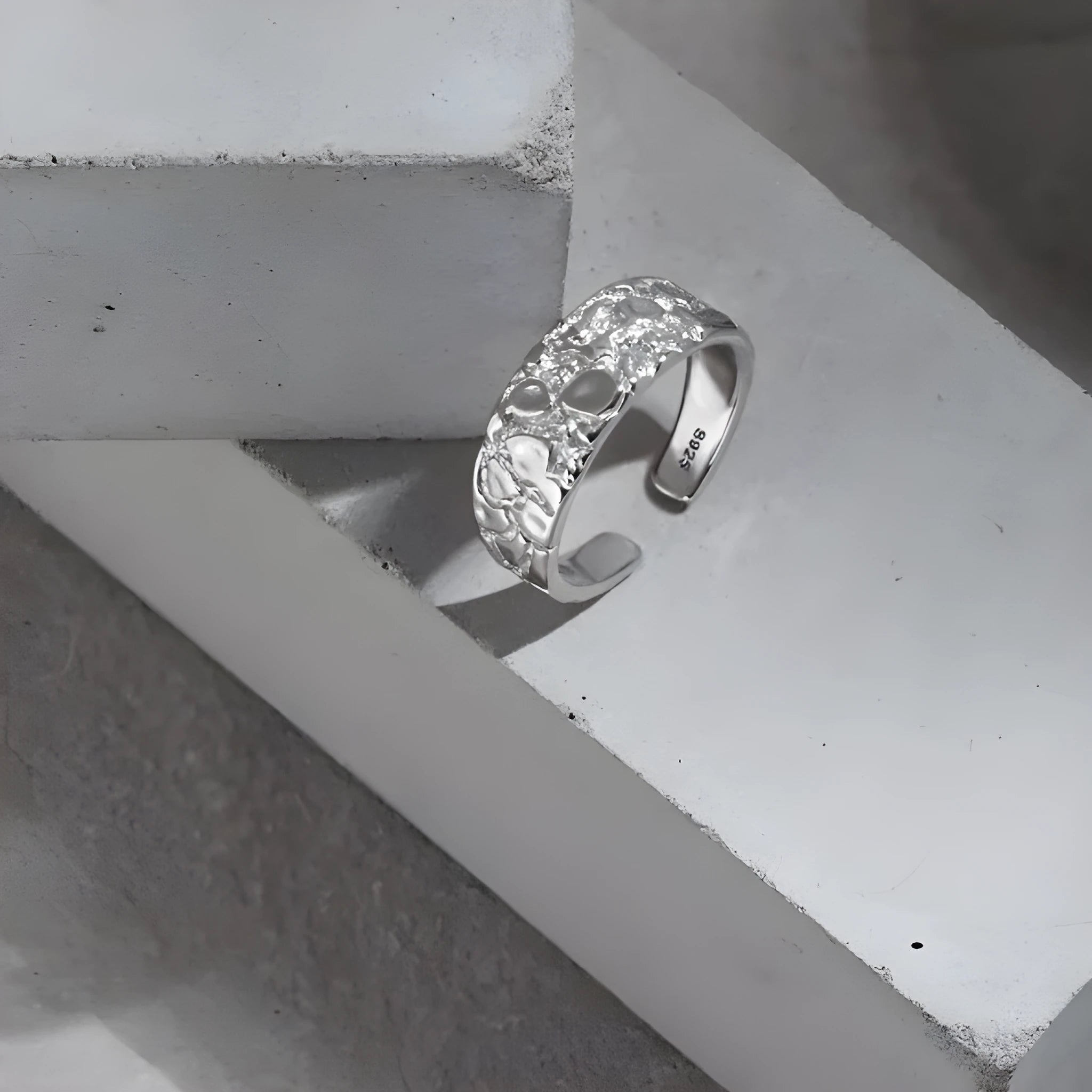 Hammered texture S925 sterling silver adjustable open ring with white gold colour finish for women