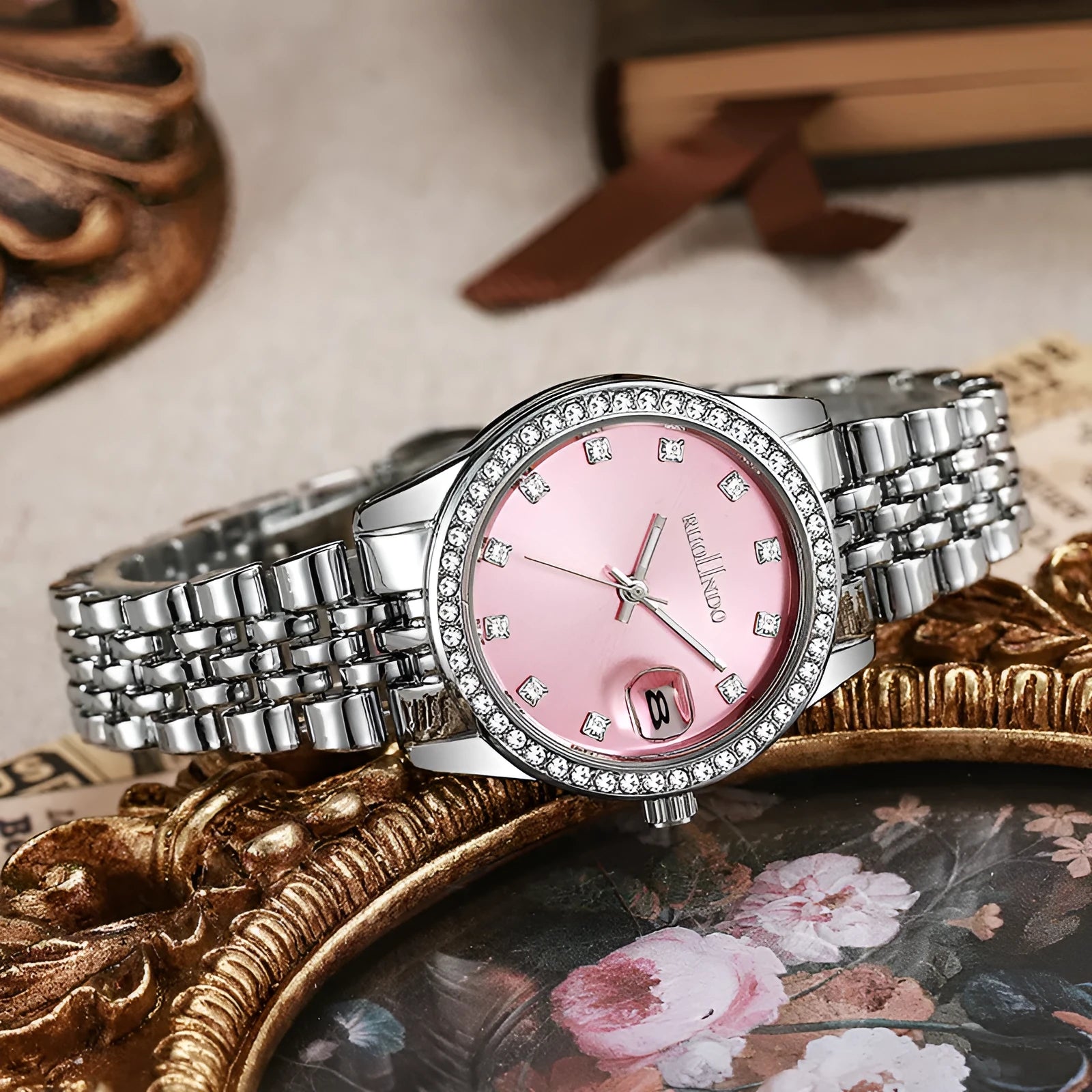 Women's quartz calendar watch with 32mm alloy strap in silver, pink, light blue, and green options