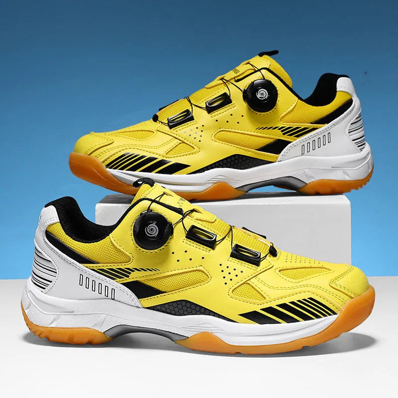 Unisex casual sneakers in two-tone colours with microfiber and fabric upper