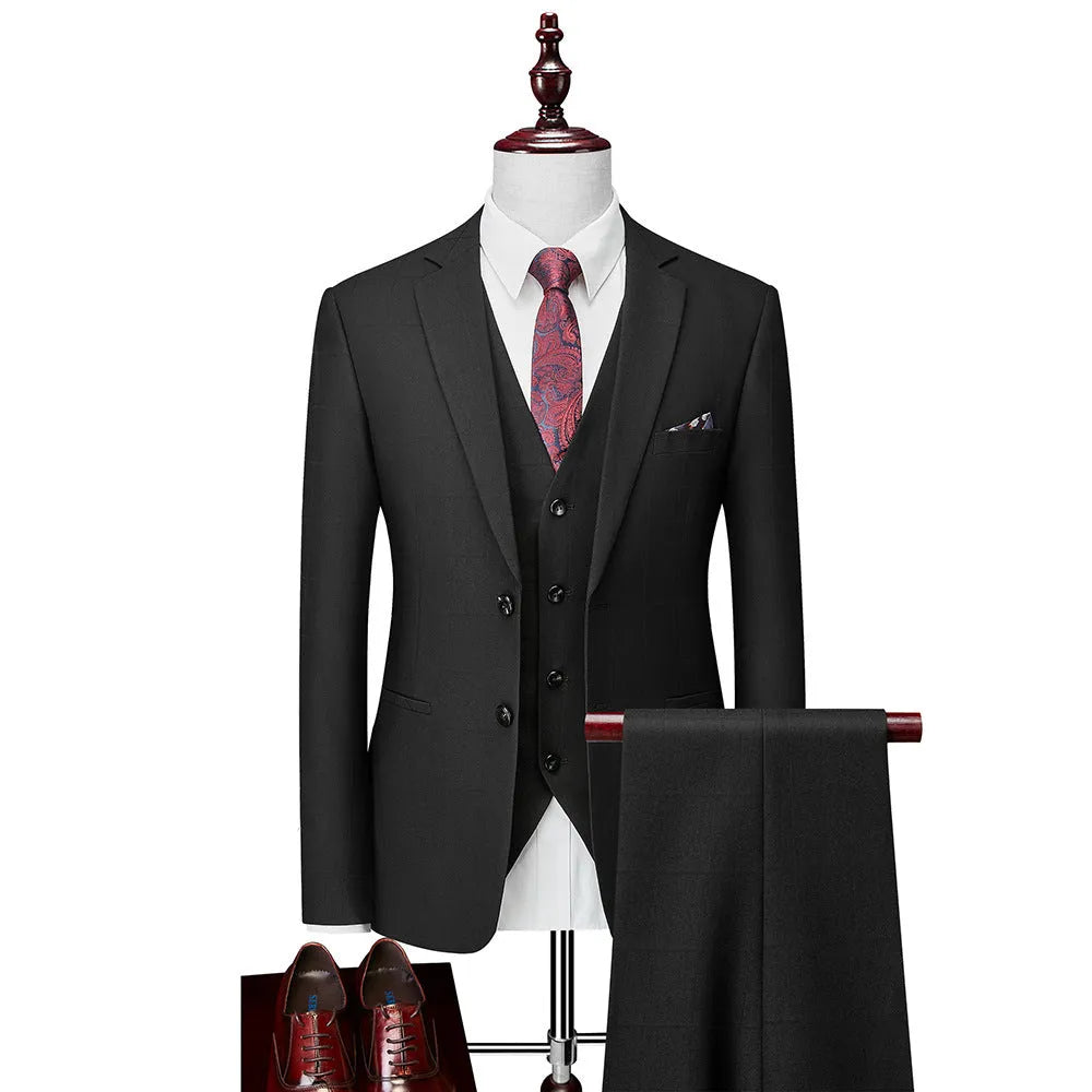 Men's navy blue three-piece slim fit business casual suit with vest, jacket and trousers