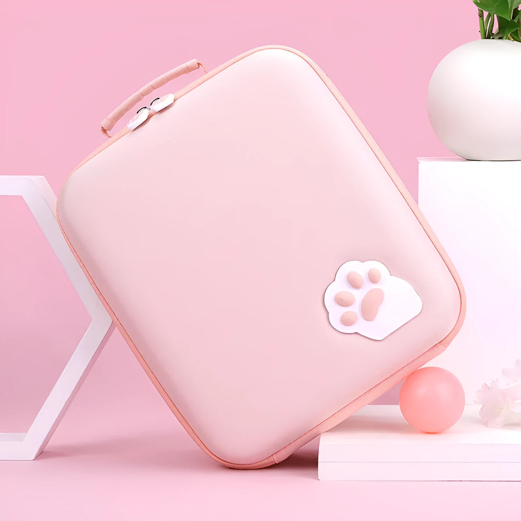 Nintendo Switch storage bag with cat claw design showing game cartridge slots and diagonal strap