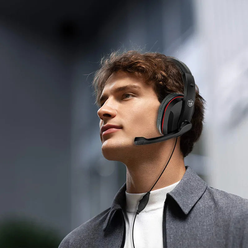 Black wired gaming headset with 6.3mm plug and 40mm speakers for PC computer gaming