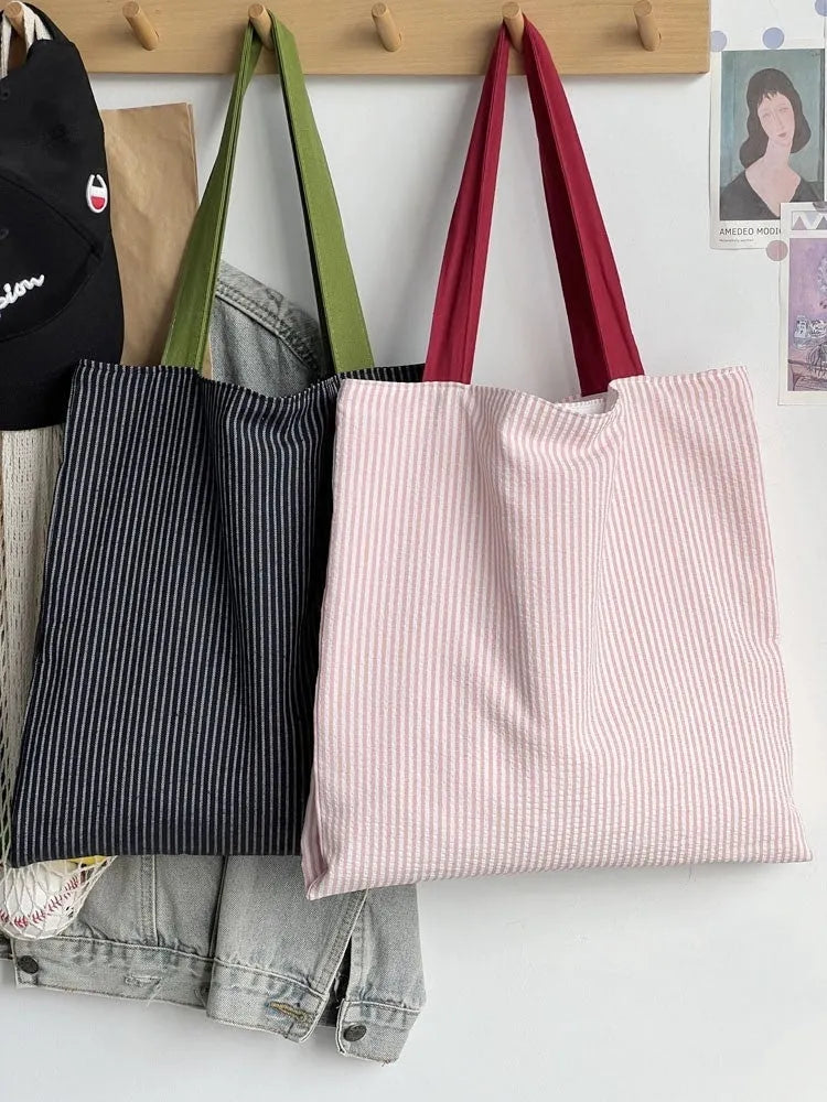 Canvas multi-layer tote bag with shoulder strap, black gray plaid colour, 24cm strap height, cotton thickening fabric