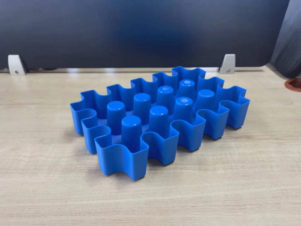 Blue PP portable ice tray maker for camping and picnic, size 34x22x6cm