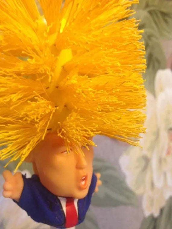 Yellow funny Donald Trump toilet brush made of plastic, 40cm long, with hanging slot