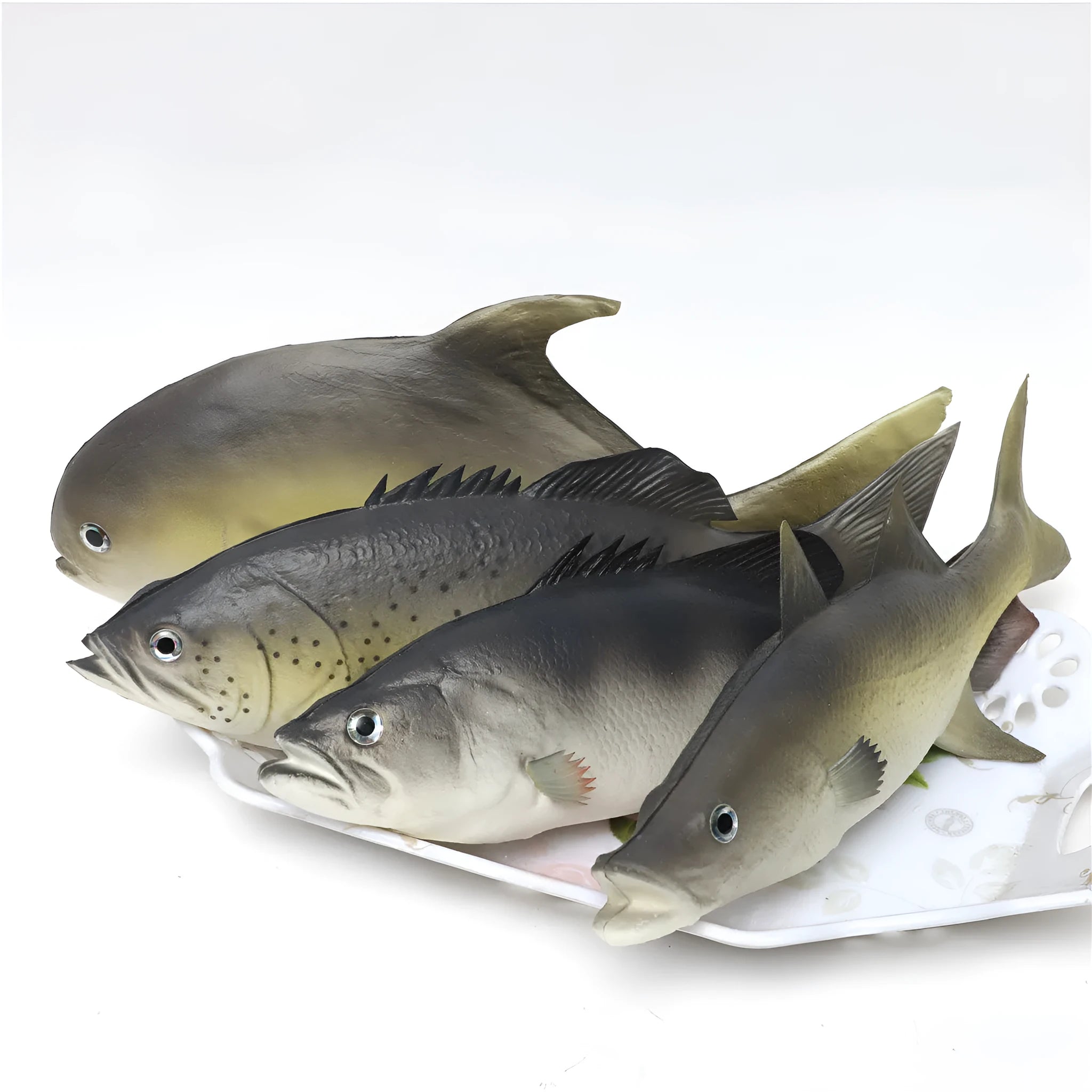 Set of three PU simulated fish models: yellow-fin tuna, small tuna, and yellow croaker for aquarium decor.